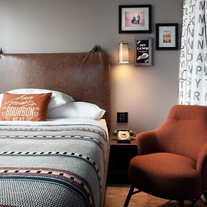 Queen Room River View